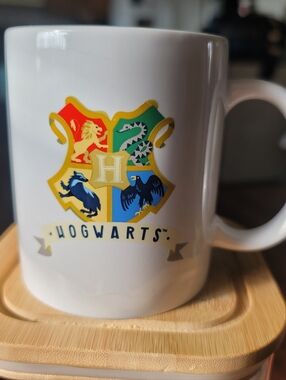 Harry Potter Hogwarts Crest White Ceramic Mug - Officially Themed